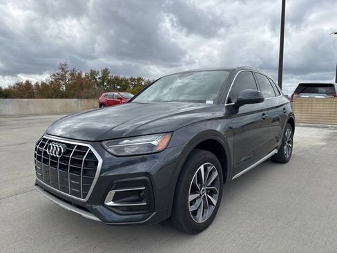 Used 2021 Audi Q5 Premium w/ Convenience Package image 7
