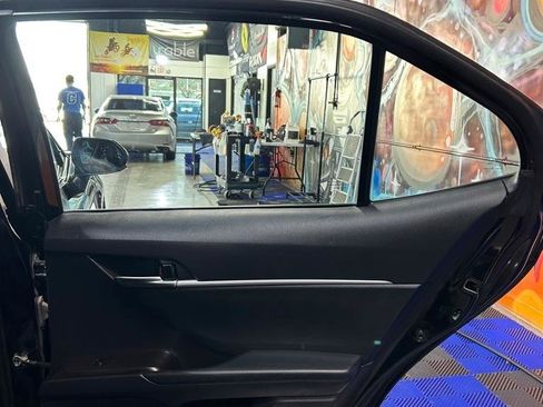 Used 2023 Toyota Camry SE image 16