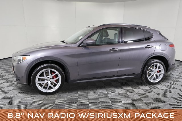 Used 2019 Alfa Romeo Stelvio Sport w/ Quick Order Package 22K Sport RWD image 10