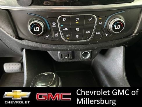 Used 2019 Chevrolet Traverse LT FWD image 26