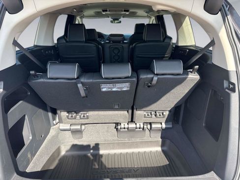 New 2026 Honda Odyssey Touring image 12