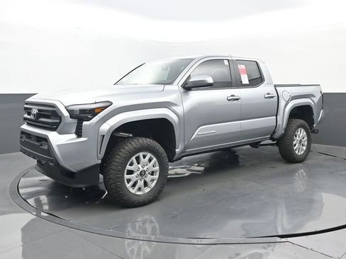 New 2026 Toyota Tacoma SR5 image 21