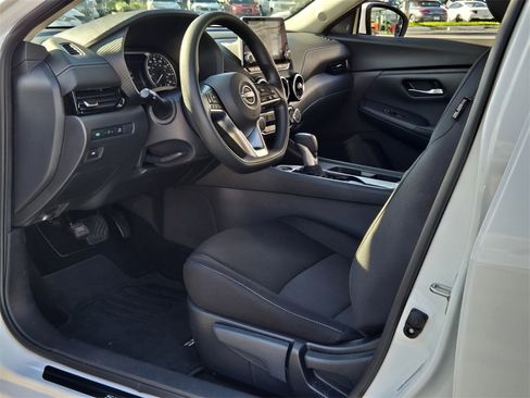 Used 2024 Nissan Sentra SV image 14