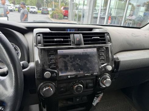 Certified 2021 Toyota 4Runner TRD Off-Road AWD/4WD image 17
