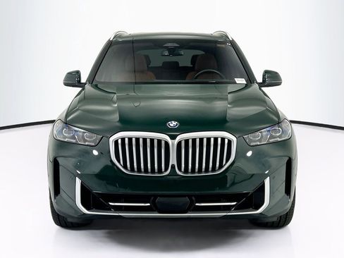 Certified 2024 BMW X5 xDrive50e w/ Premium Package AWD/4WD image 2