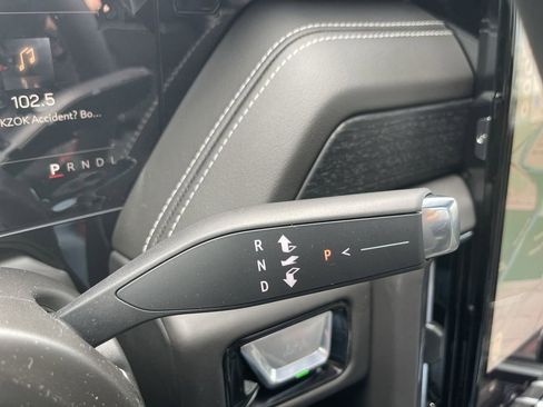 New 2026 GMC Yukon XL AT4 Ultimate AWD/4WD image 16