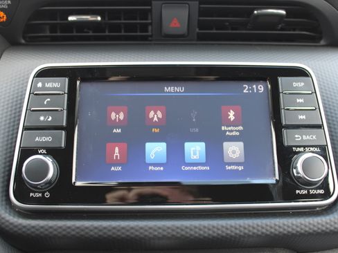 Used 2024 Nissan Kicks S FWD image 18