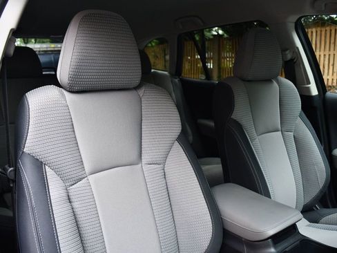 Used 2020 Subaru Outback Premium image 36