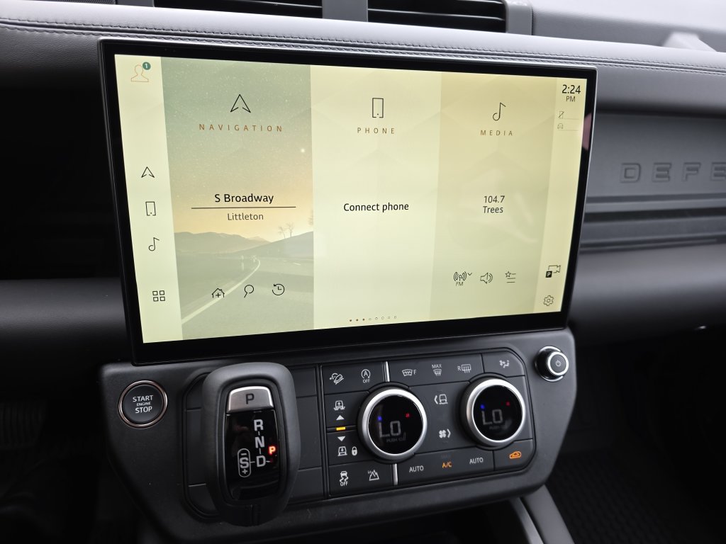 New 2026 Land Rover Defender 110 X-Dynamic SE AWD/4WD image 15