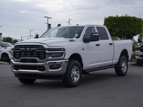 New 2026 RAM 2500 Tradesman AWD/4WD image 8