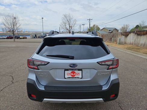 Certified 2025 Subaru Outback Limited image 7