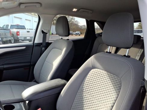 Used 2022 Ford Escape SE image 18