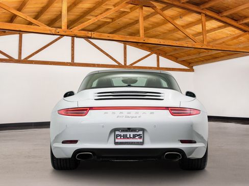 Used 2015 Porsche 911 Targa 4 AWD/4WD image 4
