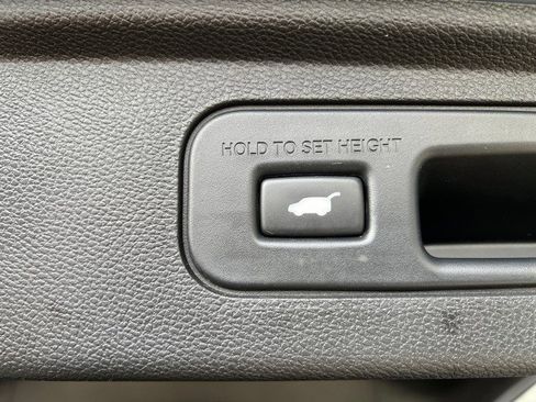 Used 2023 Honda Odyssey Touring image 12