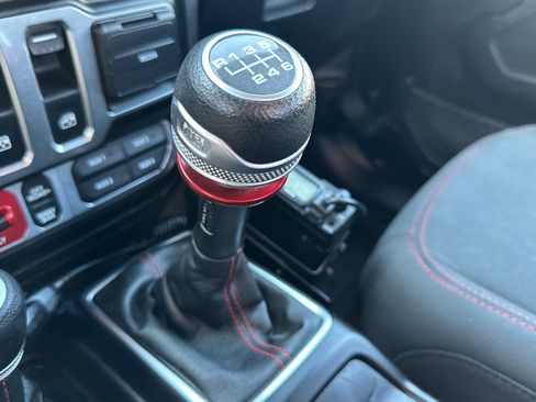 Used 2022 Jeep Wrangler Rubicon image 21