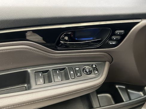 Used 2018 Honda Odyssey Elite image 13