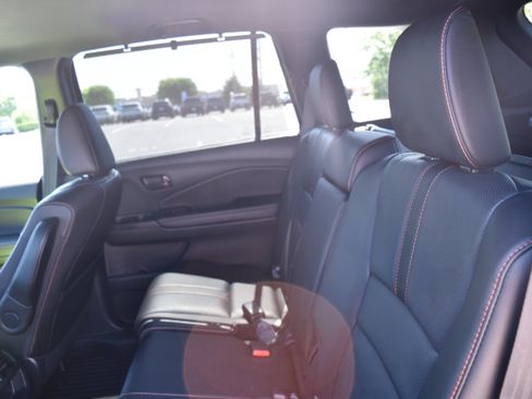 Used 2023 Honda Passport TrailSport image 28