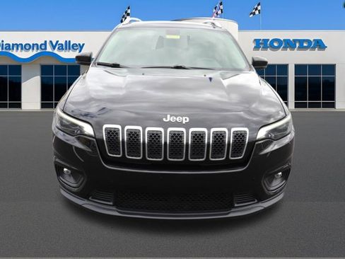 Used 2020 Jeep Cherokee Latitude Plus FWD image 2