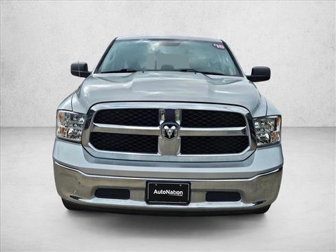 Used 2018 RAM 1500 Classic SLT image 2