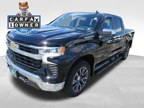 Certified 2022 Chevrolet Silverado 1500 LT AWD/4WD image 1