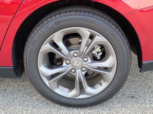 Used 2023 Honda Accord EX image 9