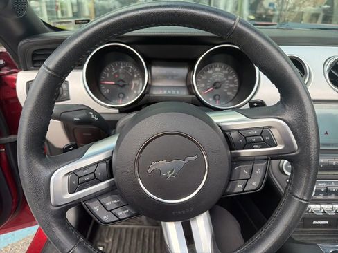 Used 2017 Ford Mustang GT Premium image 2