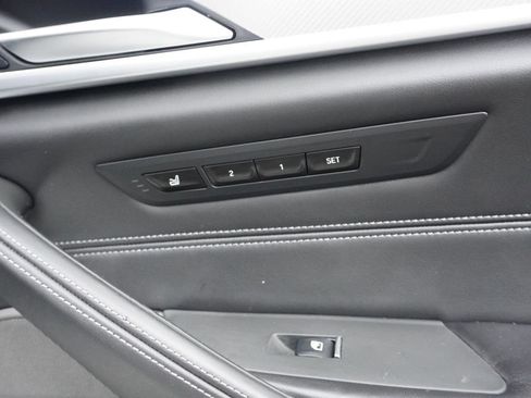 Used 2022 BMW M5 w/ Competition Package AWD/4WD image 38