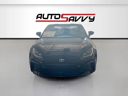 Used 2025 Toyota GR86 Premium w/ Performance Package RWD image 2