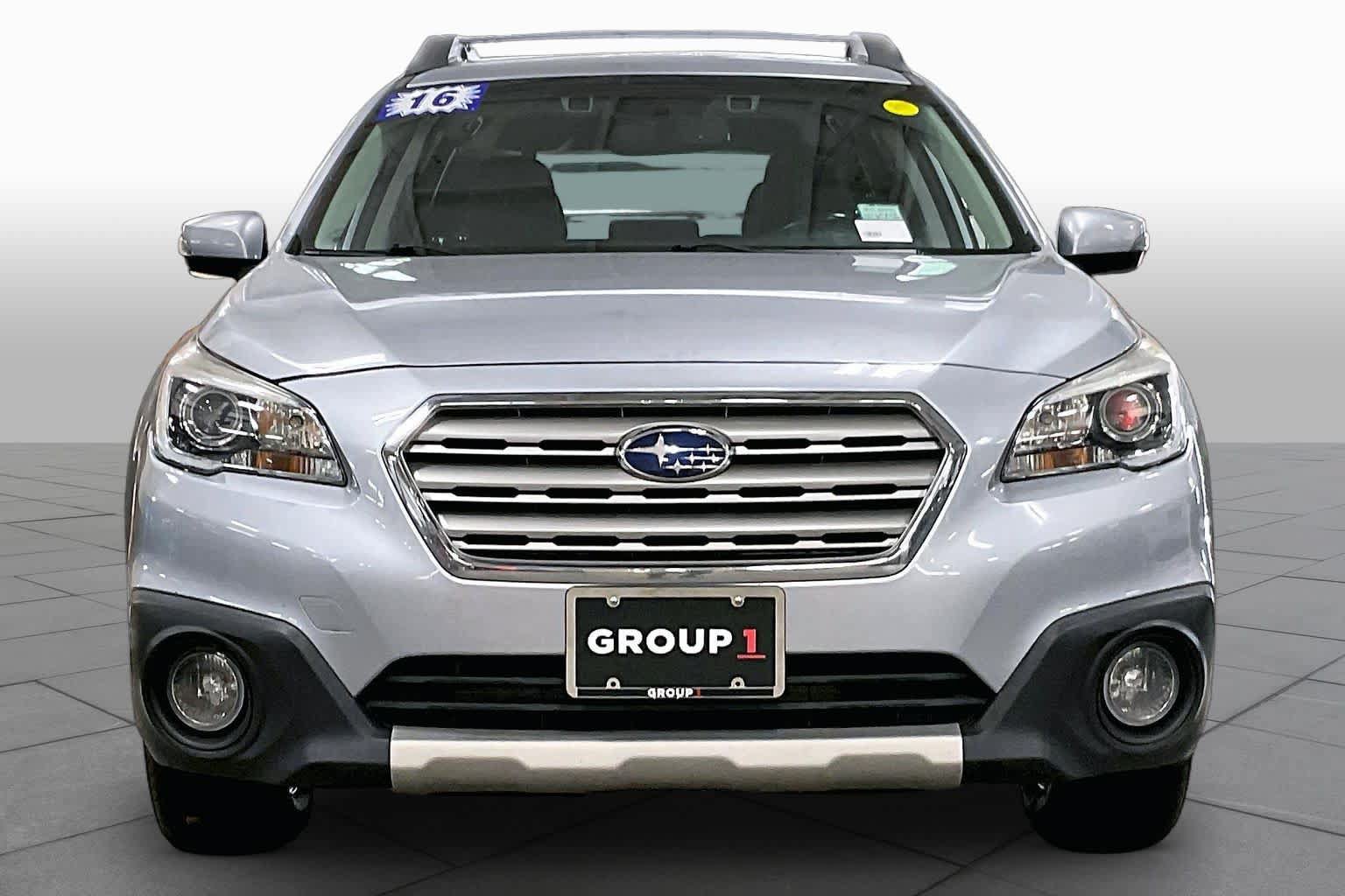 Used 2016 Subaru Outback 3.6R Limited AWD/4WD image 4