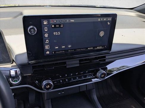 Used 2025 Honda Prologue Touring image 12