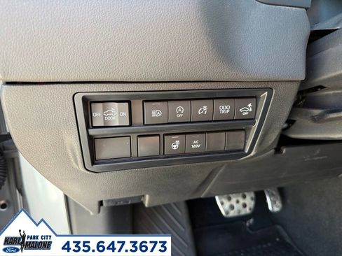Used 2023 Toyota Tundra Limited w/ TRD Off-Road Package AWD/4WD image 18