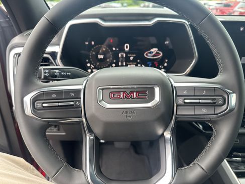 New 2025 GMC Canyon Elevation w/ Convenience Package image 17