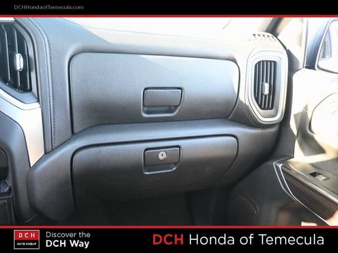 Used 2021 Chevrolet Silverado 1500 LT image 13