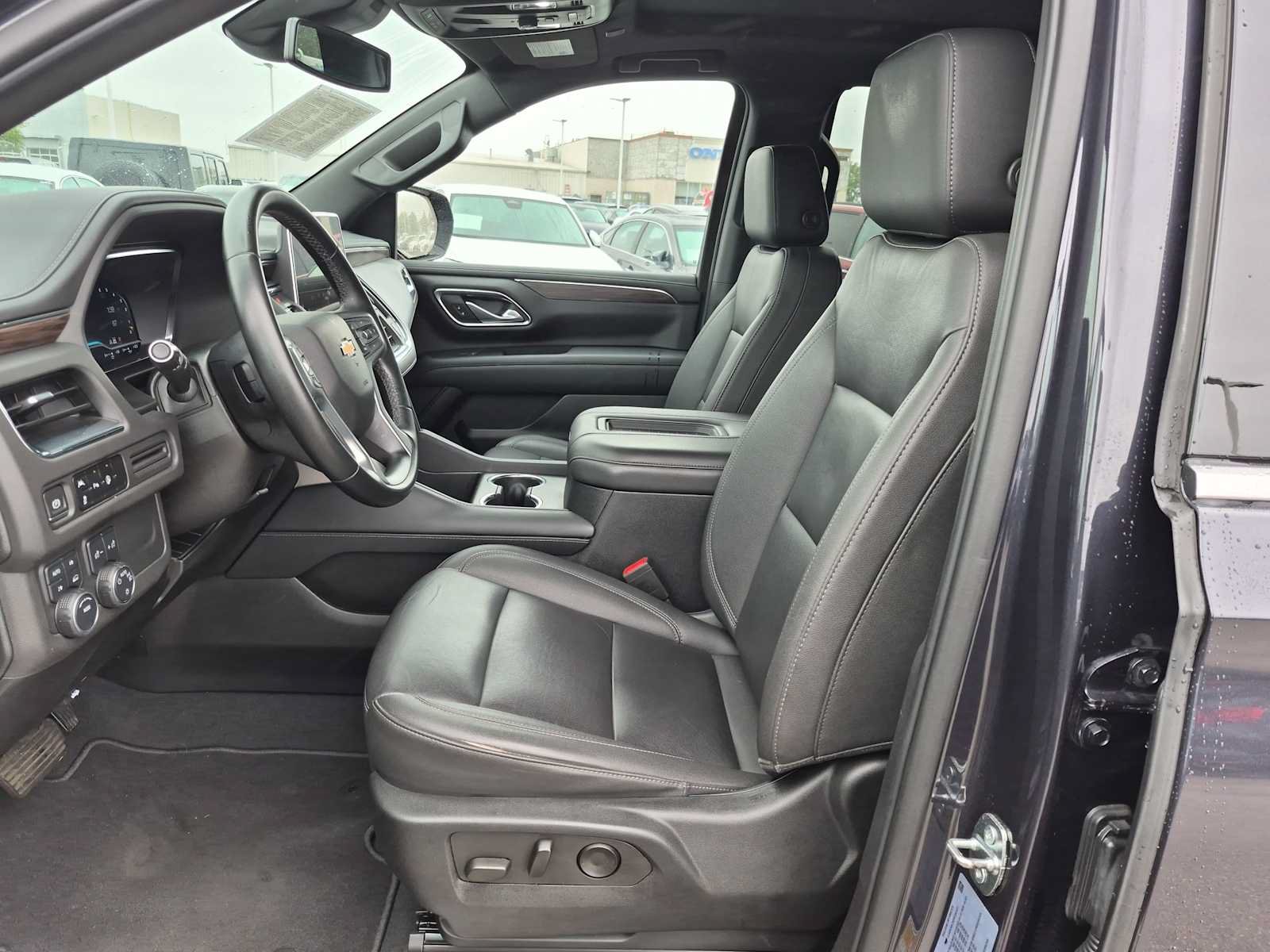Used 2023 Chevrolet Tahoe LT AWD/4WD image 15