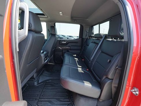 Used 2022 GMC Sierra 1500 SLT w/ SLT Premium Package AWD/4WD image 19