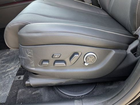 New 2025 Genesis GV80 3.5T Advanced image 17