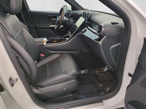 Used 2024 Mercedes-Benz GLC 300 GLC 300 image 20
