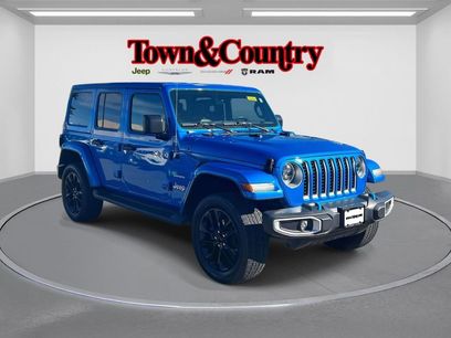 Used 2023 Jeep Wrangler Unlimited Sahara w/ Cold Weather Group