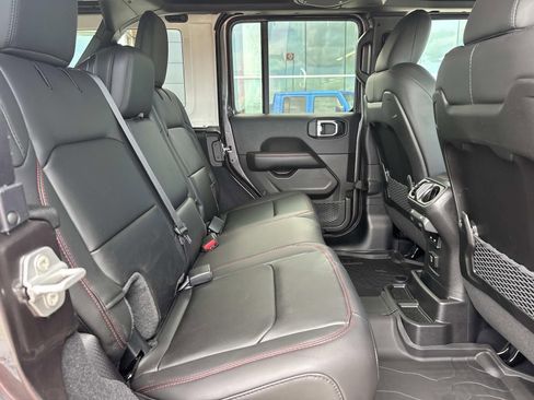 New 2026 Jeep Wrangler Unlimited Rubicon image 9