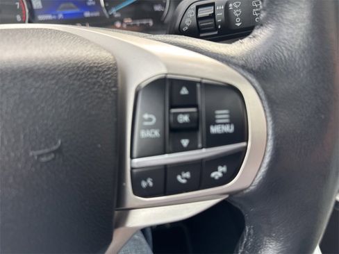 Used 2021 Ford Explorer XLT w/ Equipment Group 202A image 20