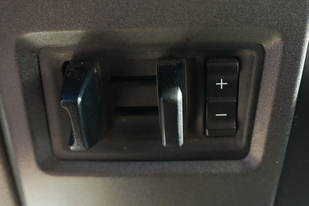 Used 2018 Ford F250 XL w/ Power Equipment Group AWD/4WD image 30