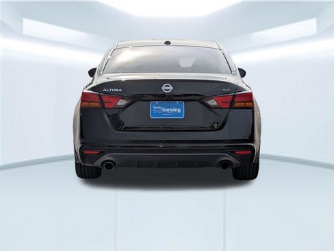 Used 2019 Nissan Altima 2.5 SR FWD image 5