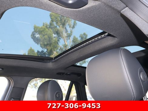 Used 2022 Mercedes-Benz GLC 300 image 5