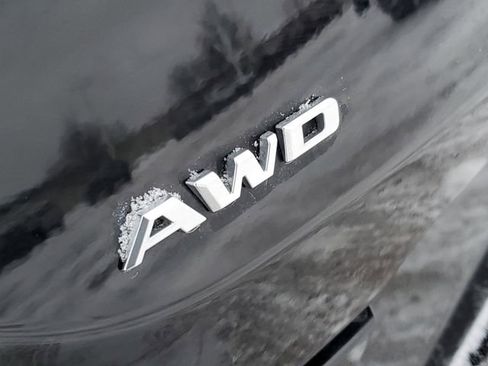 Certified 2025 Cadillac CT4 Sport w/ Climate Package image 39