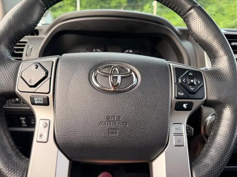 Used 2024 Toyota 4Runner SR5 Premium w/ Moonroof Package AWD/4WD image 14