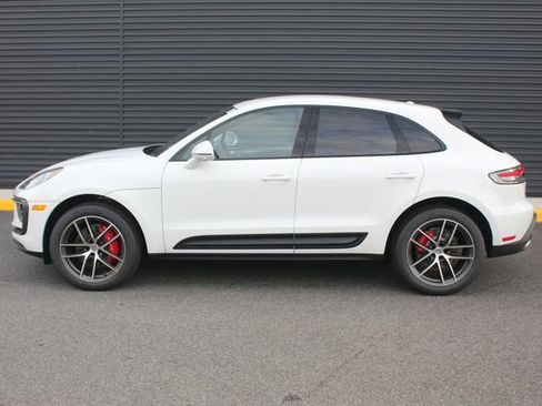 New 2025 Porsche Macan S image 2