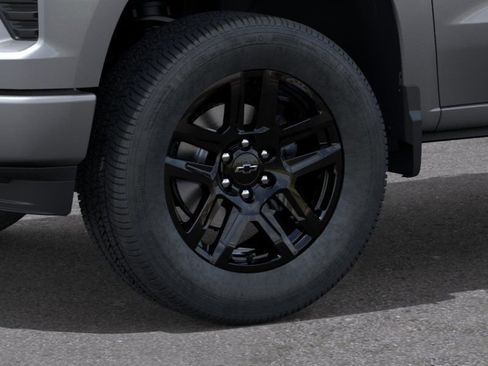 New 2026 Chevrolet Silverado 1500 Custom w/ LPO, Dark Essentials Package RWD image 9