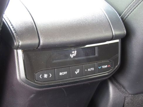 Certified 2025 Toyota Highlander XSE AWD/4WD image 34