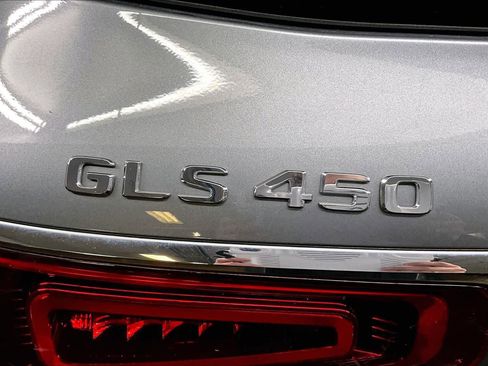 Used 2022 Mercedes-Benz GLS 450 GLS 450 image 9