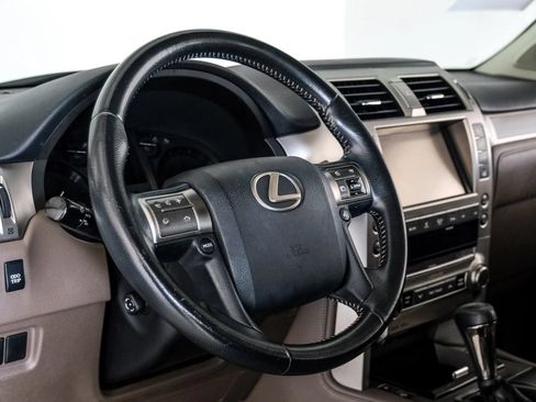 Used 2018 Lexus GX 460 w/ Navigation Package AWD/4WD image 12